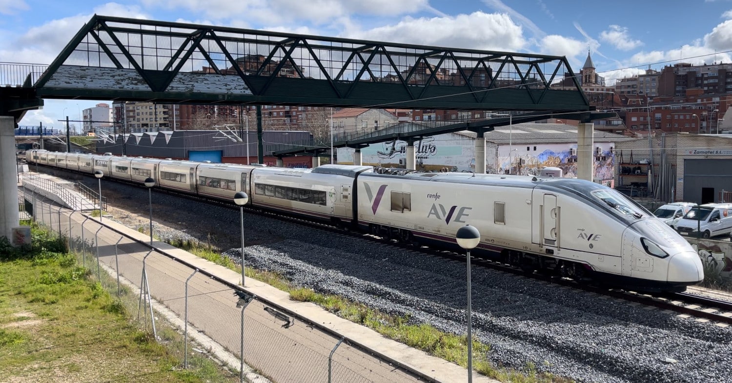 Renfe could claim 50 million more from Talgo for Avril delays