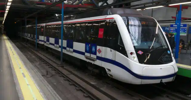 Train on line 6 of the Madrid metro, with automatic driving with the need for a driver (GoA 2). © MIGUEL BUSTOS.