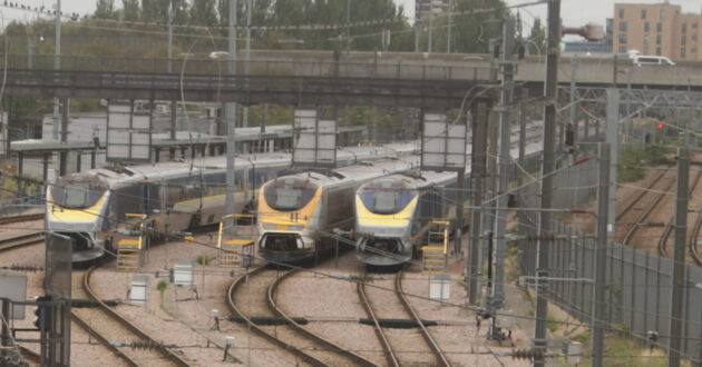 Vista de Eurostars en Temple Mills Depot desde la pasarela de Ruckholt Road (CC BY SA) ROBERT LAMB-Wikimedia Commons. Imagen recortada.