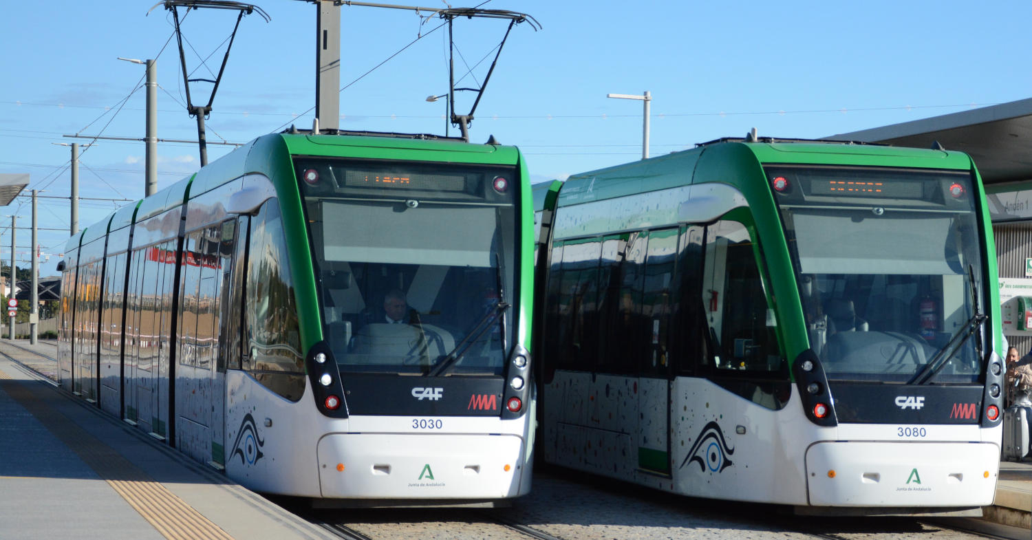 Tranvías del metro de Málaga en la estación de El Cónsul. © MIGUEL BUSTOS.