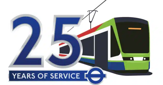 Imagen de la celebración de los 25 años del tranvía moderno de Londres. © TFL.