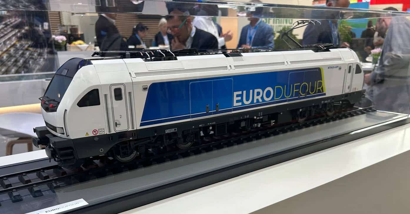 Maqueta de la Euro DuFour presentada en Transport Logistic. © STADLER RAIL