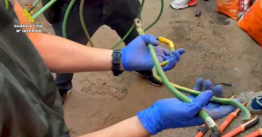 Material incautado durante la detención de los presuntos ladrones. © GUARDIA CIVIL.