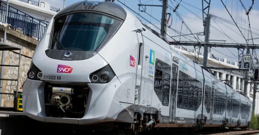 Coradia Polyvalent propiedad de la región Aquitania. © CAF/R.Mouron.
