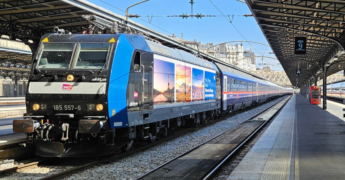Tren Nighjet Berlín-París en la Gare de l'Est tras finalizar su viaje. (CC BY) HEMMSCHUH NORDEN-Flickr. Imagen recortada