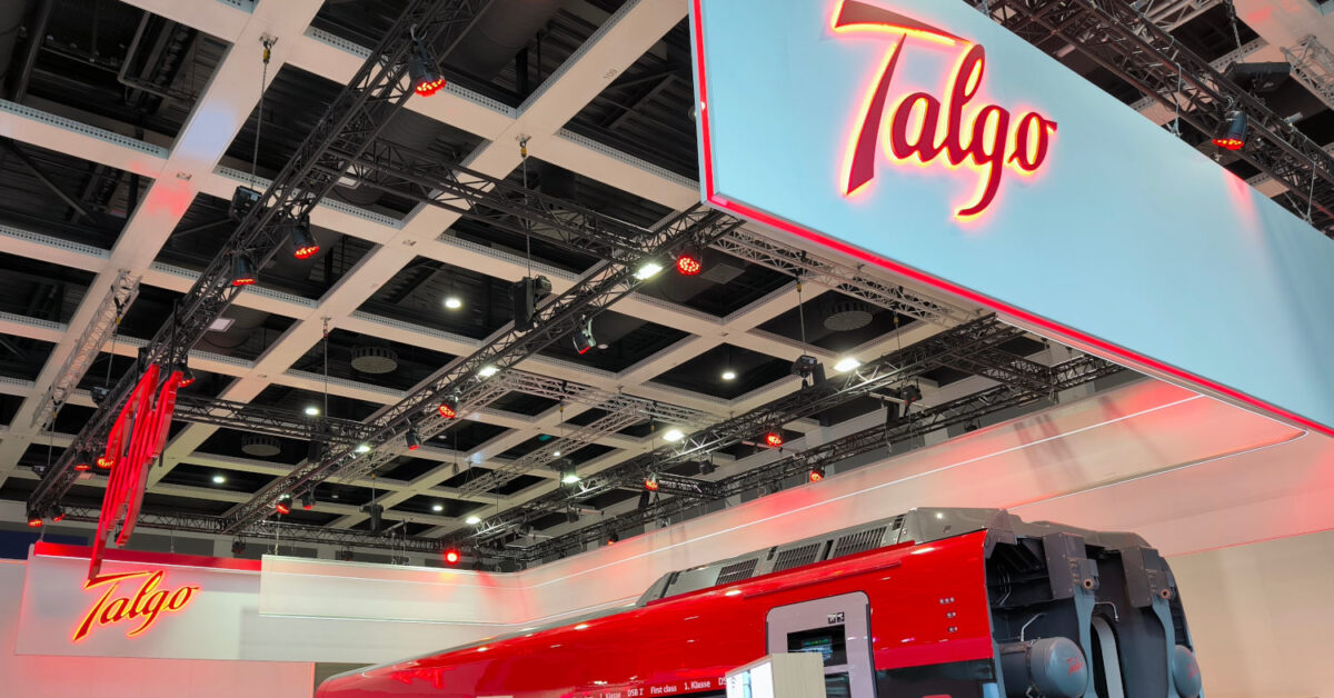 Stand de Talgo en InnoTrans 2024. © MIGUEL BUSTOS.