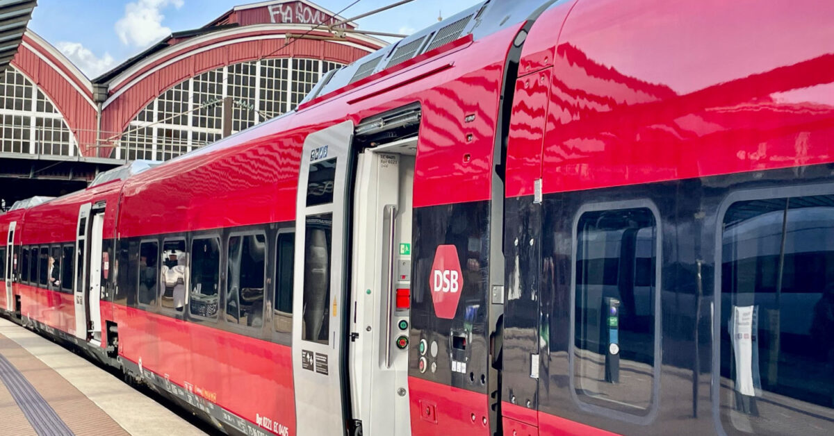 Talgo 230 train at Copenhagen station before leaving for Hamburg on its first commercial journey. © ANDREAS WIEDENHOFF.