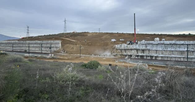 Area of the works in Álora, where the modification of the terrain can be seen. © ÓSCAR PUENTE.