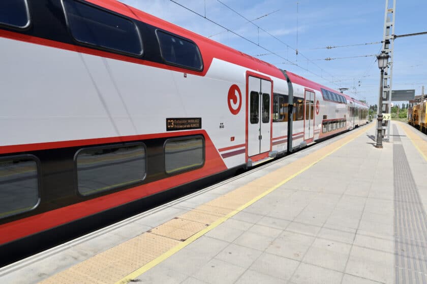 El tren en Aranjuez antes de regresar a Albacete. © MINISTERIO DE TRANSPORTES Y MOVILIDAD SOSTENIBLE