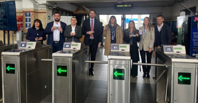 Acto de presentación del Pago AlToke en el tren Santiago-Rancagua-San Fernando. © EFE TRENES DE CHILE.