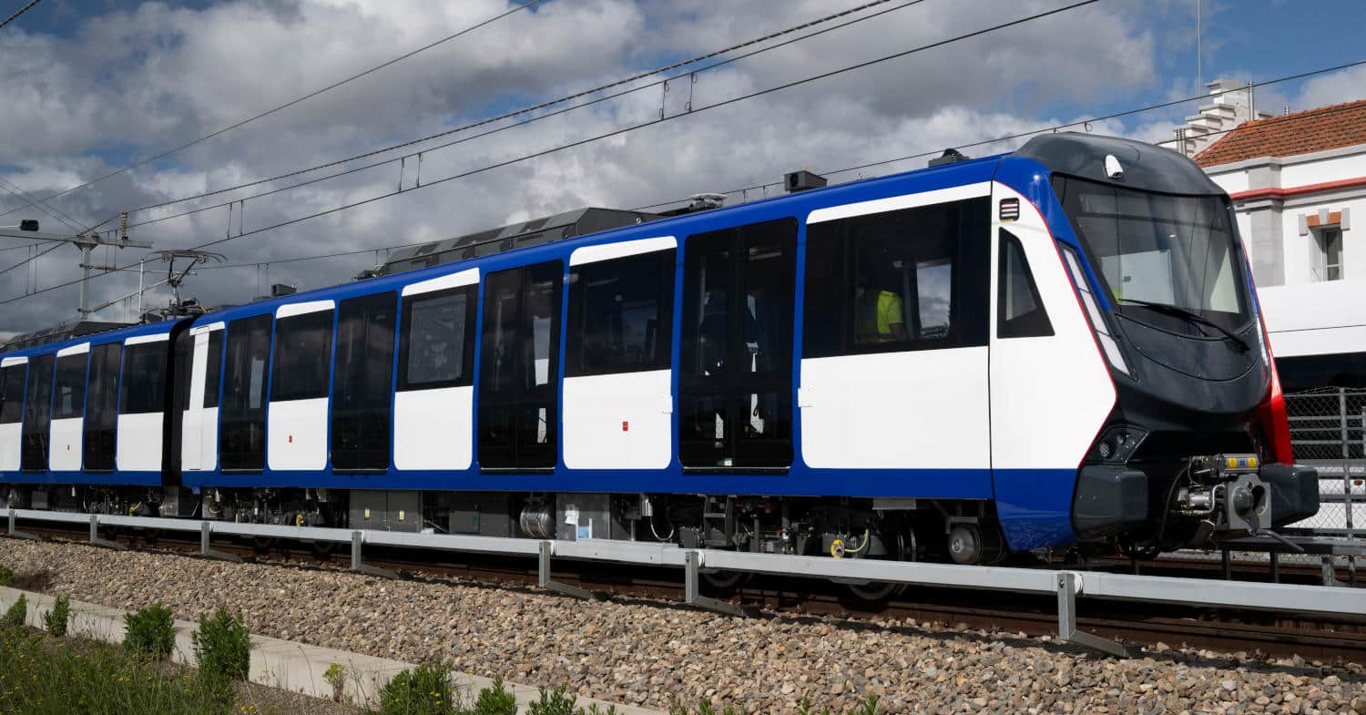 La serie 10000 del metro de Madrid inicia las pruebas en Corella