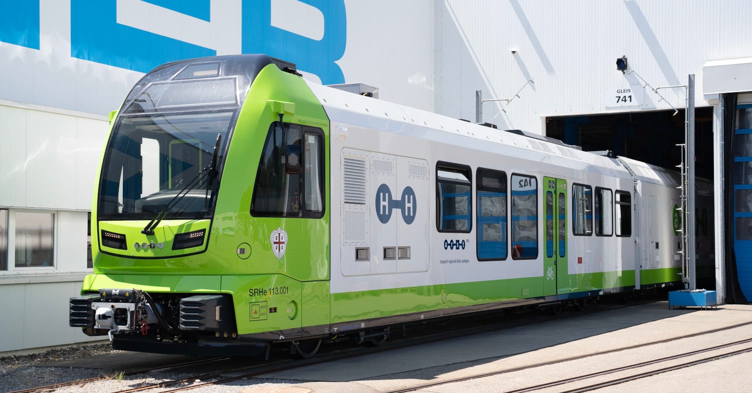 Stadler y ARST presentan el primer tren de hidrógeno para vía estrecha del mundo