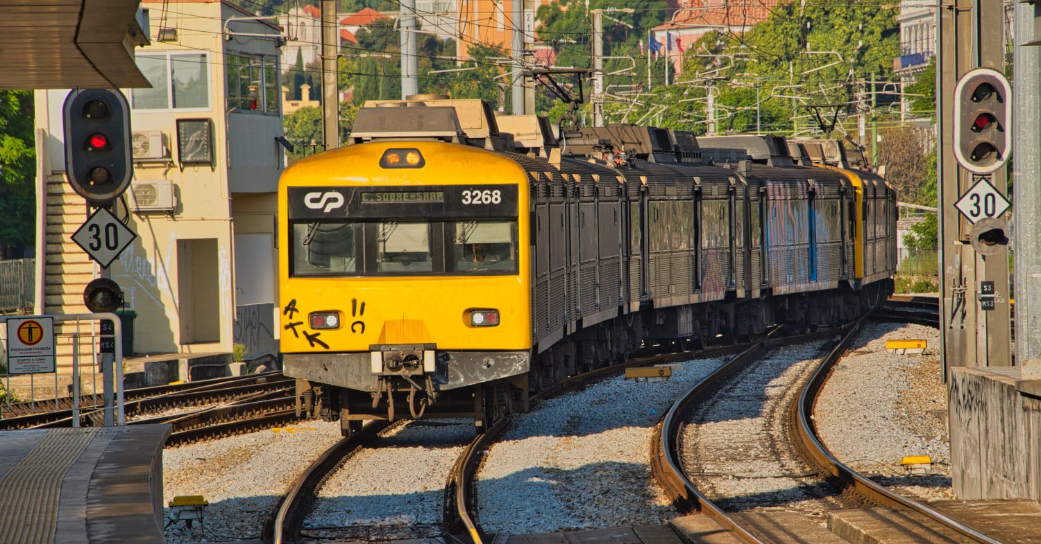 Portugal iniciará la privatización de los trenes urbanos en la línea de Cascais