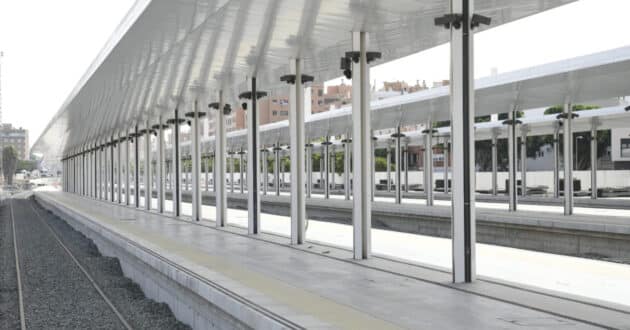 Platforms at the new Almería station. © MINISTRY OF TRANSPORT AND SUSTAINABLE MOBILITY.