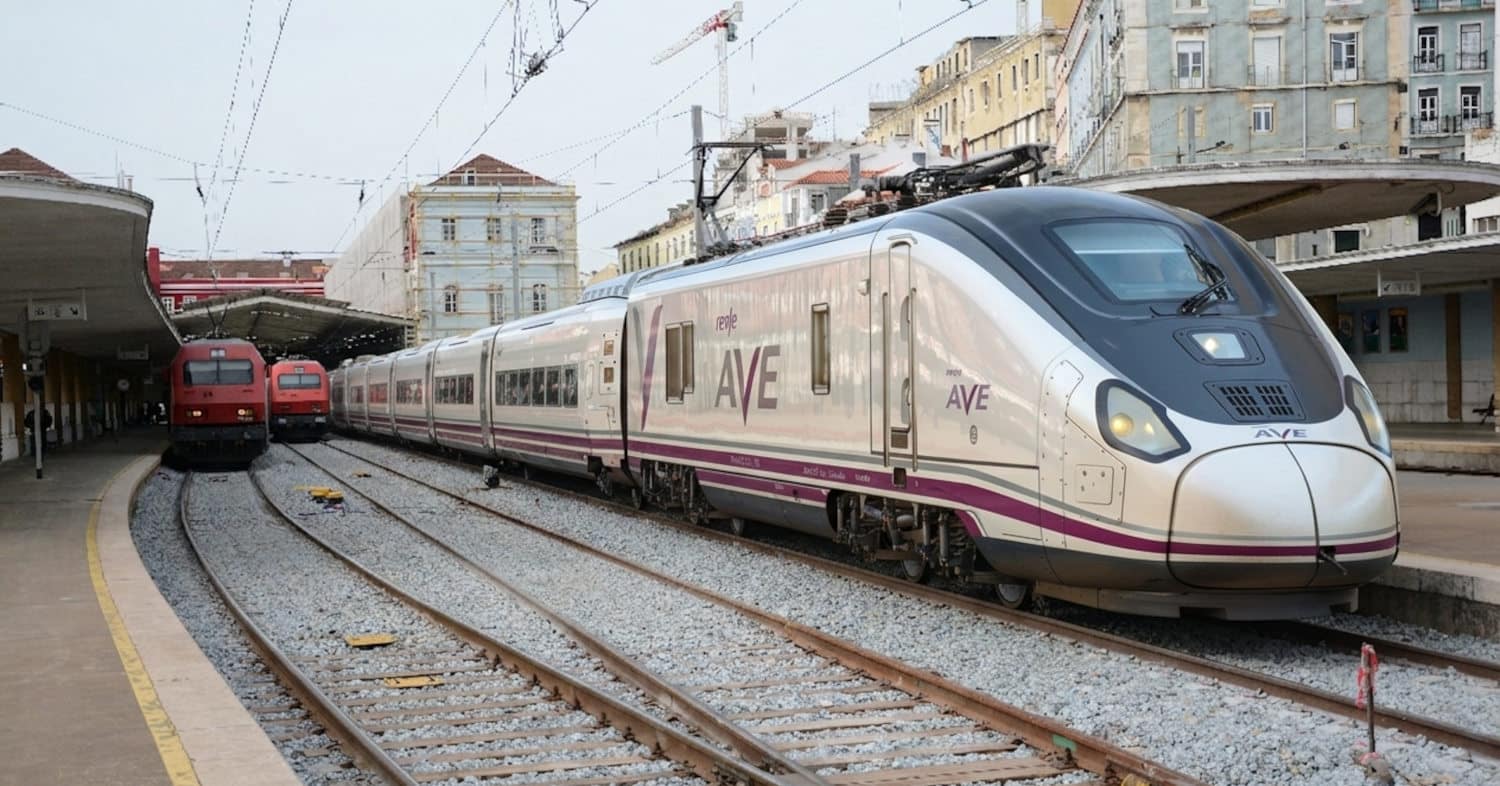 Renfe considers entering Portugal with 106 and 107 series