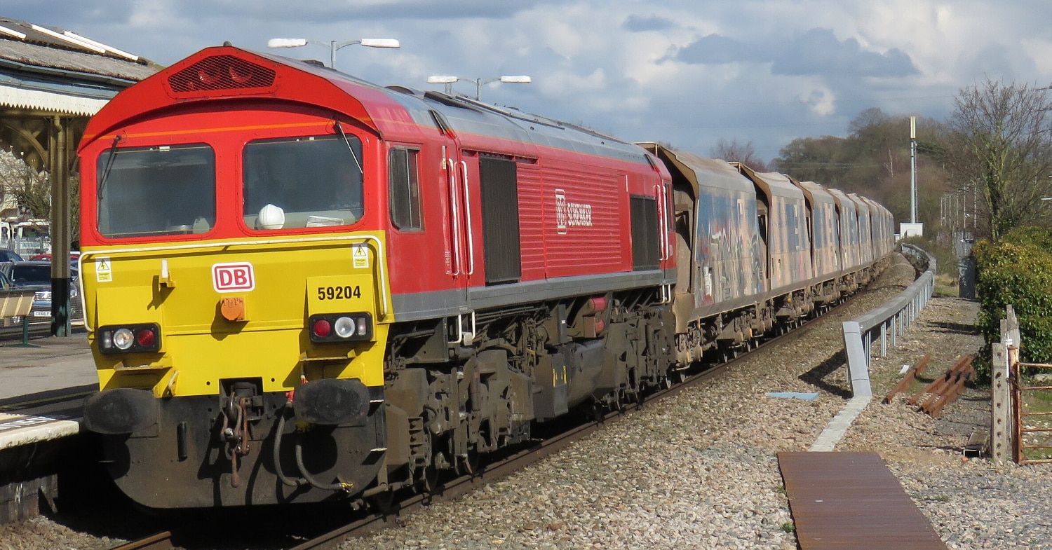 Deutsche Bahn pone DB Cargo UK a la venta