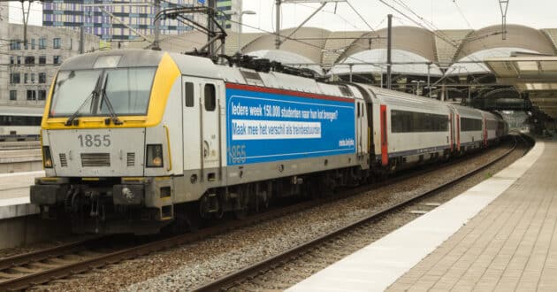 Intercity de SNCB en la estación de Leuven. (CC BY SA) ALEX NOBLE-Wikimedia Commons. Imagen recortada