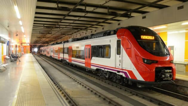 Recreación de una 452 en la estación de Málaga María Zambrano de la C-1 de Cercanías Málaga hecha con Gemini a partir de una foto de Alstom y otra de Miguel Bustos.